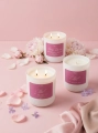 Eternal Rose– sojowa świeca Luméa Candle  o aromacie róży, białego piżma i fiołków
