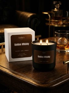 Golden Whisky -  sojowa świeca Luméa Candle  o aromacie whisky, dębu i ambry