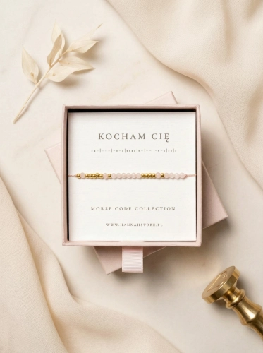 Bransoletka KOCHAM CIĘ z kwarcu różowego kodowana Alfabetem Morse'a 