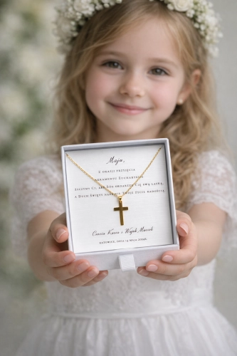 Naszyjnik z krzyżykiem z pozłacanego srebra