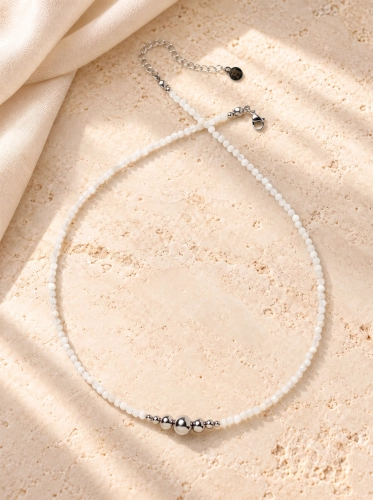 Naszyjnik Essentia Moonstone and silver  –  kamień księżycowy