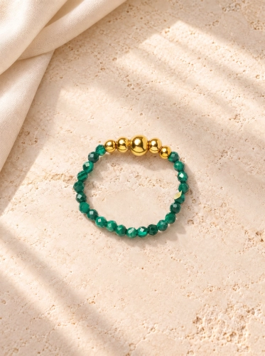 Pierścionek Essentia – Malachite and gold